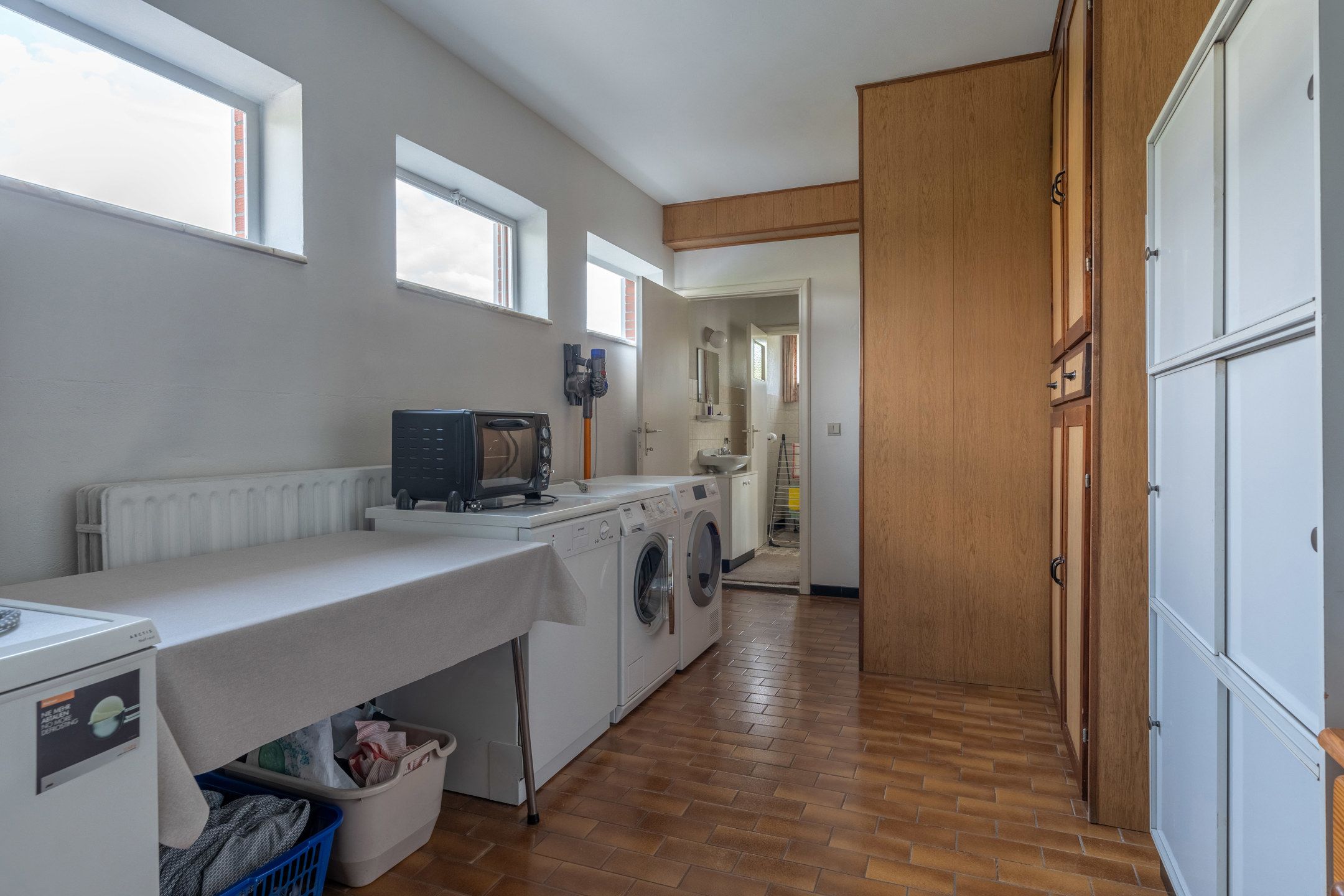 Zeer nette woning met 4 slpk op mooi perceel van 1.177 m² foto 11