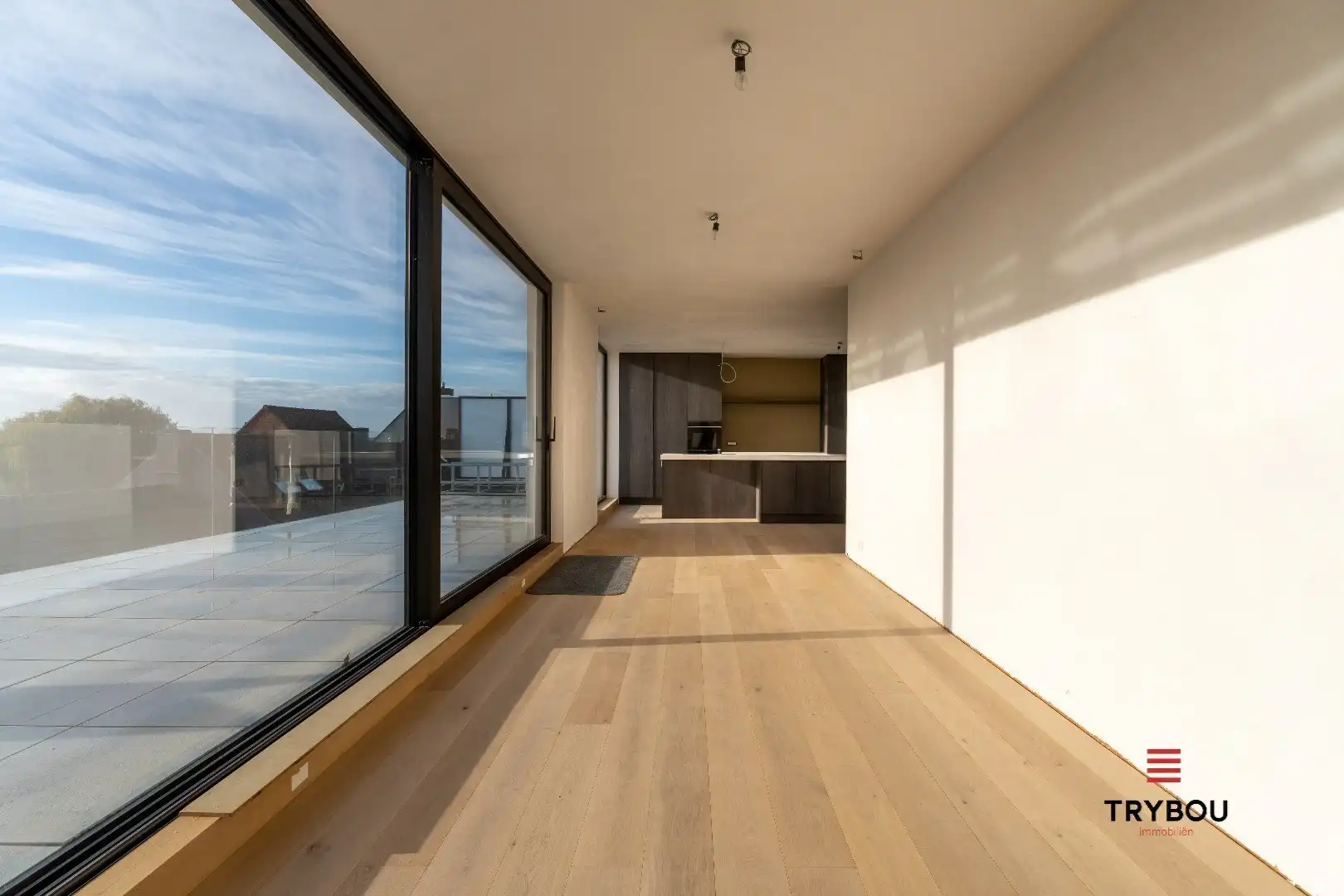 Luxueus penthouse te koop in het hartje van Houthulst!  foto 2