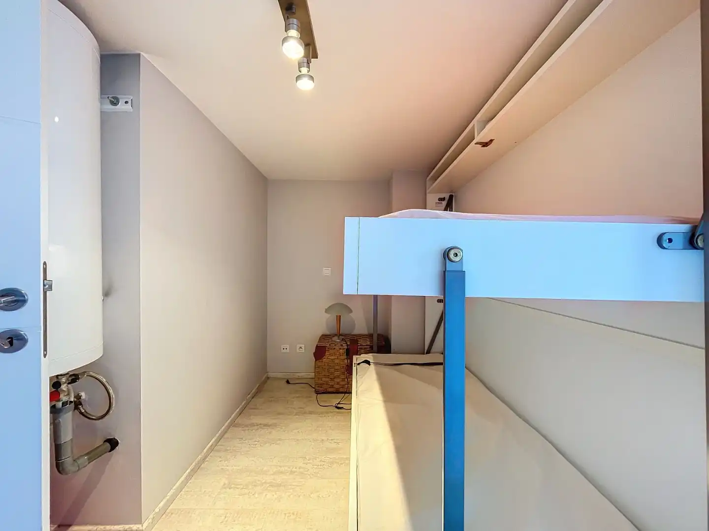 Instapklaar appartement i/h centrum van Sint-Idesbald. foto 7