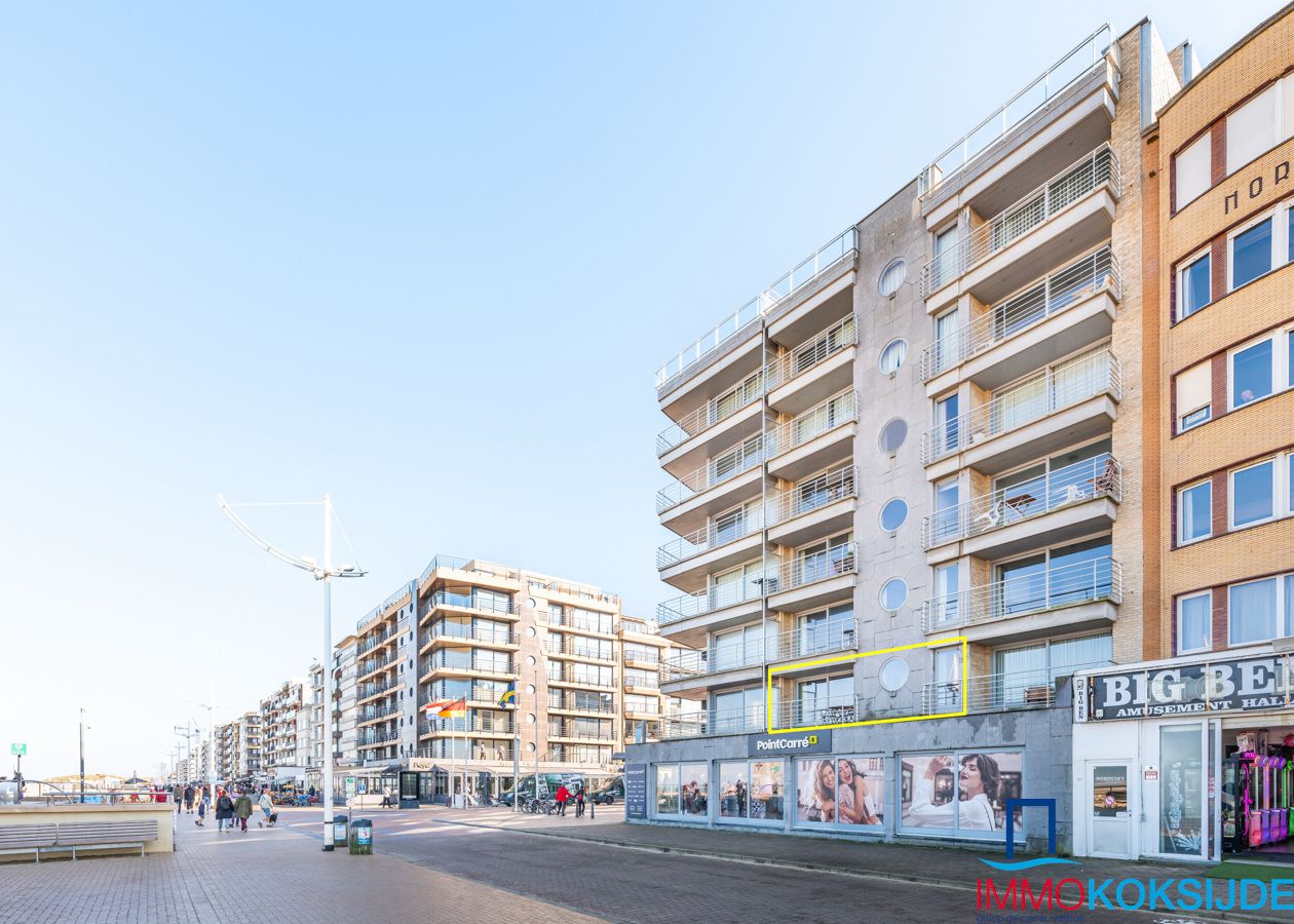 Modern appartement met 2 slaapkamers en frontaal zeezicht foto 2