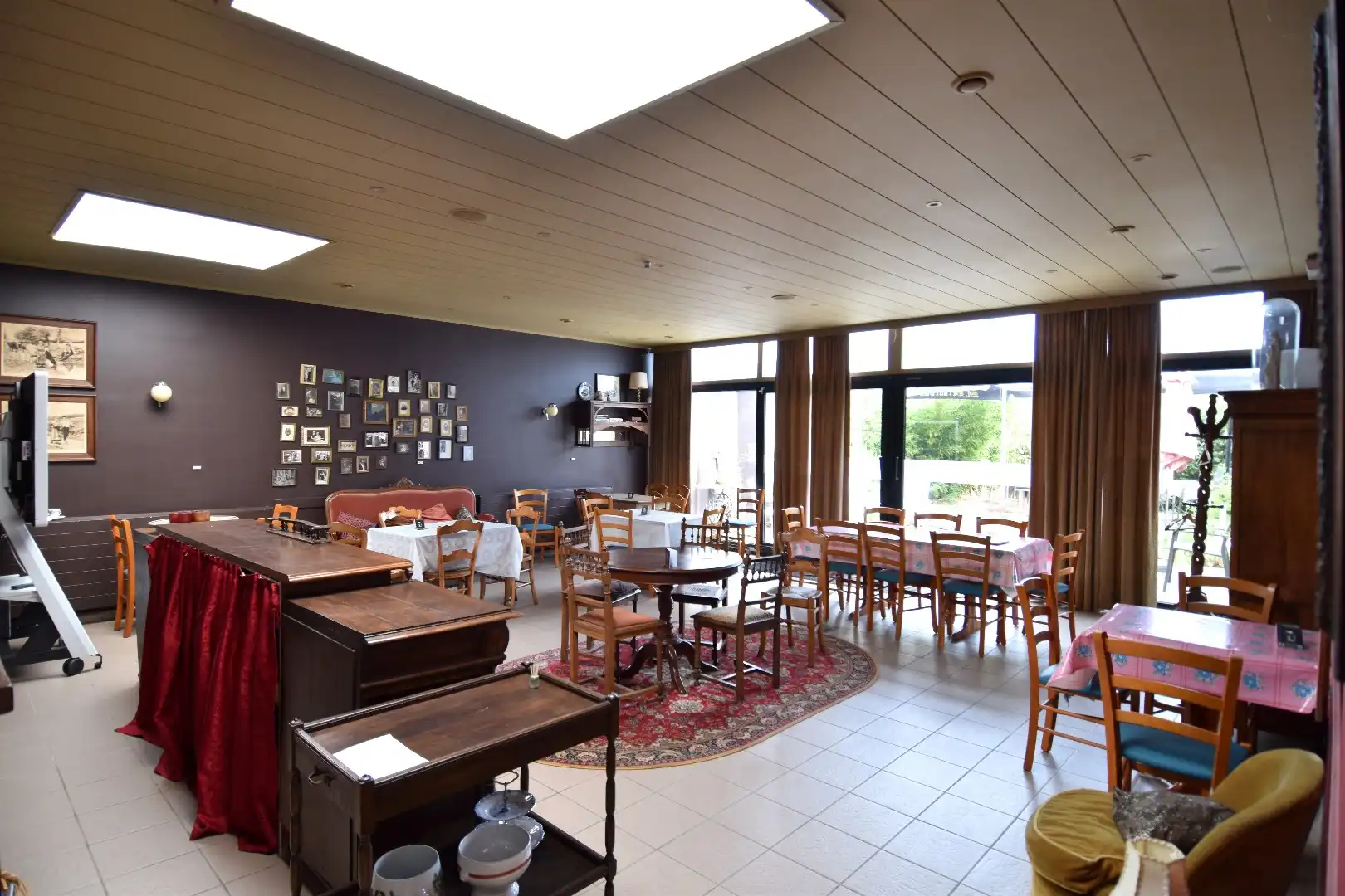 Horecazaak met apart woongedeelte, tuin/terras en garage te koop in Gullegem foto 12