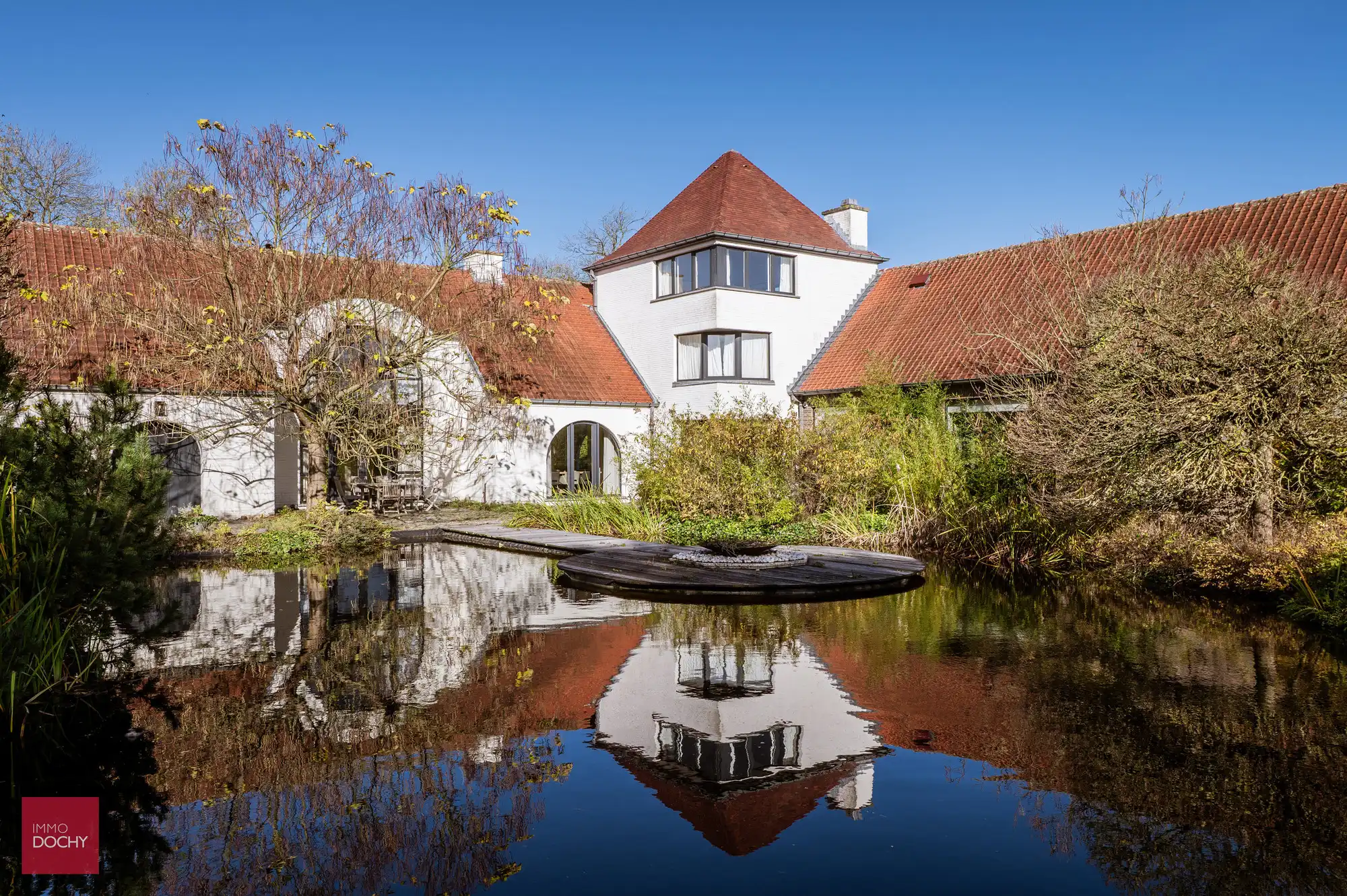 Zeer rustig gelegen vierkantshoeve met vergunde volumes foto 8
