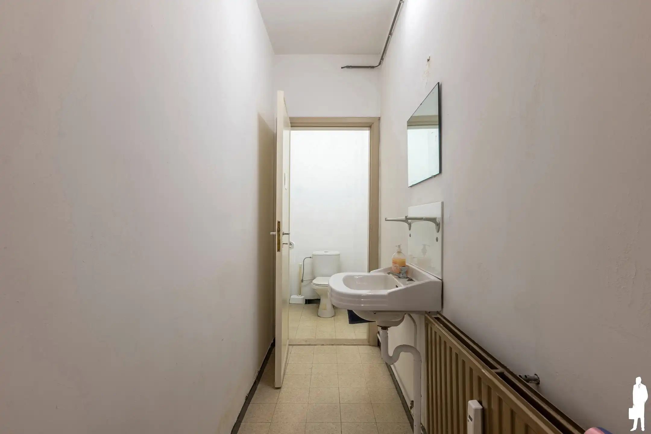 Gelijkvloers handelspand met een oppervlakte van ca. 180m² foto 14