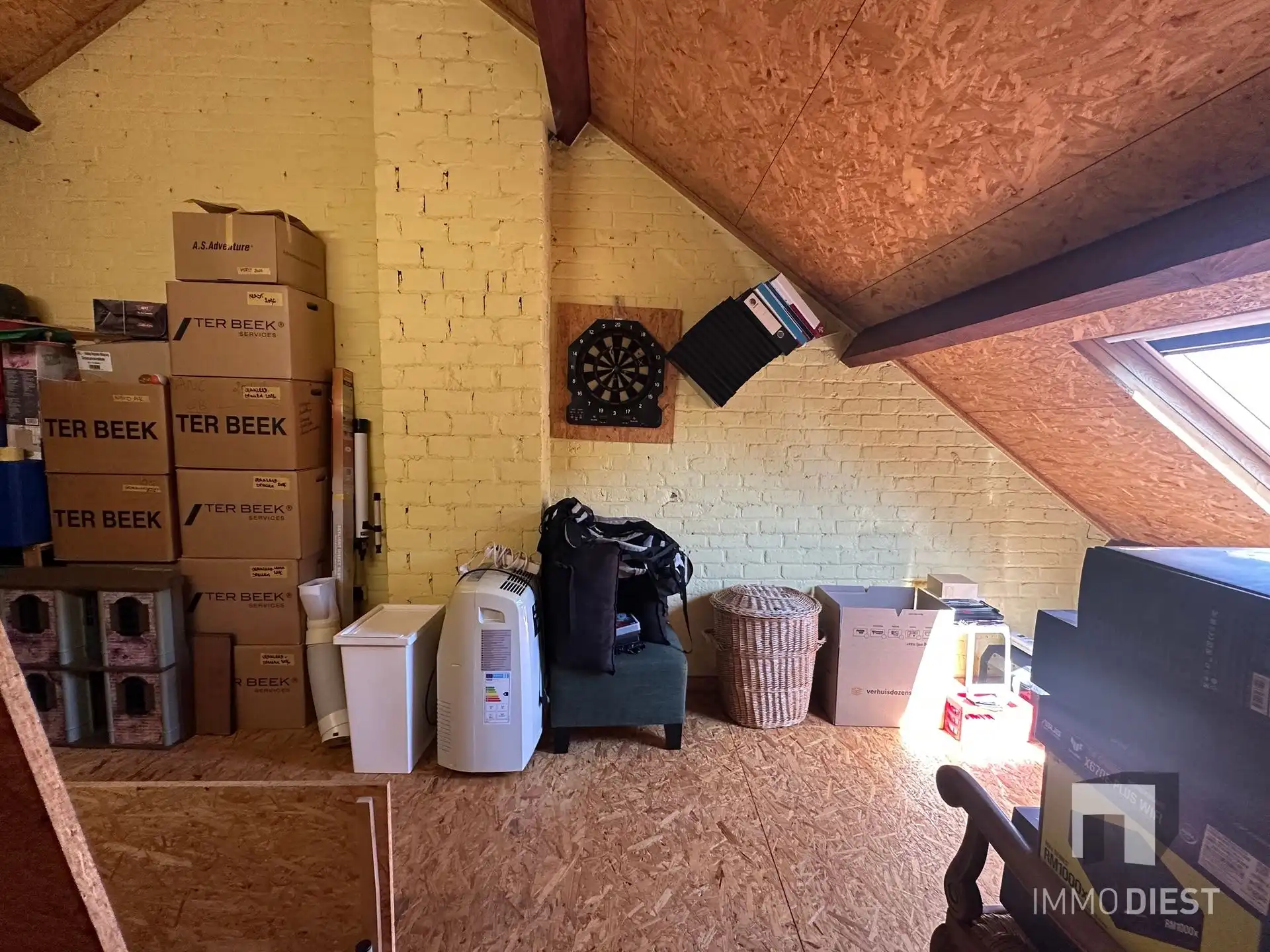 Zonnige woning met 3 slpks, garage en tuin foto 24