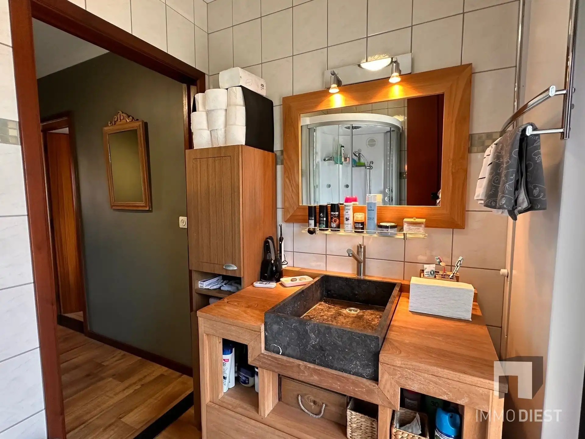 Zonnige woning met 3 slpks, garage en tuin foto 23