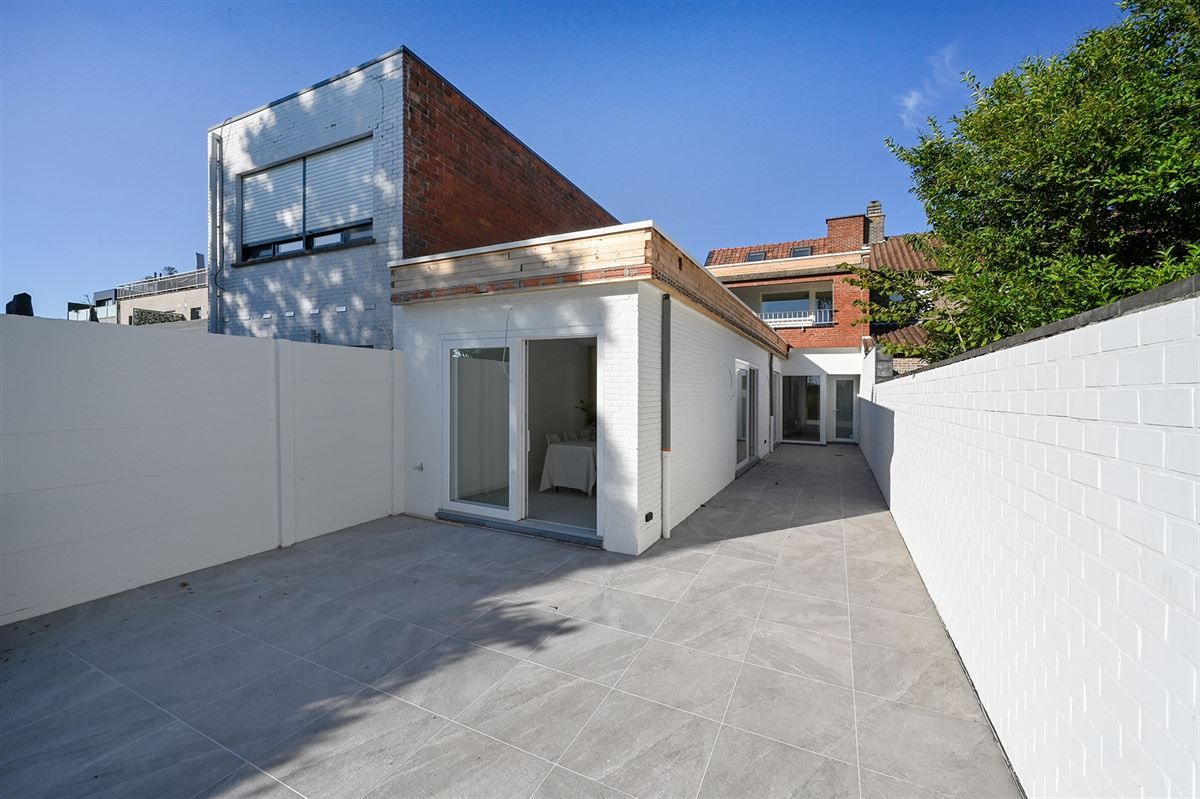Mooi gerenoveerde woning met tuin en polderzicht foto 26