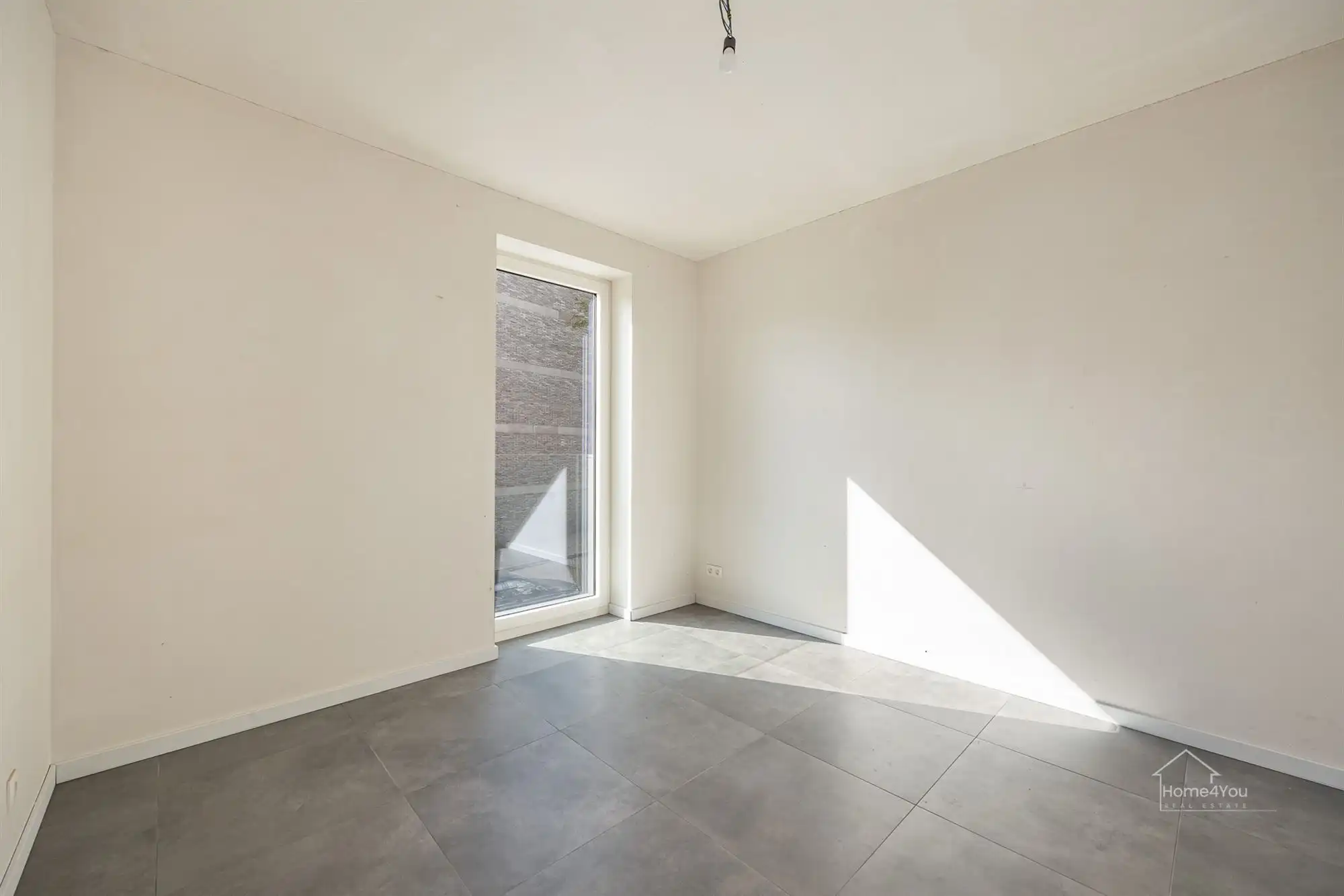 Nieuwbouw appartement met ruim terras foto 9