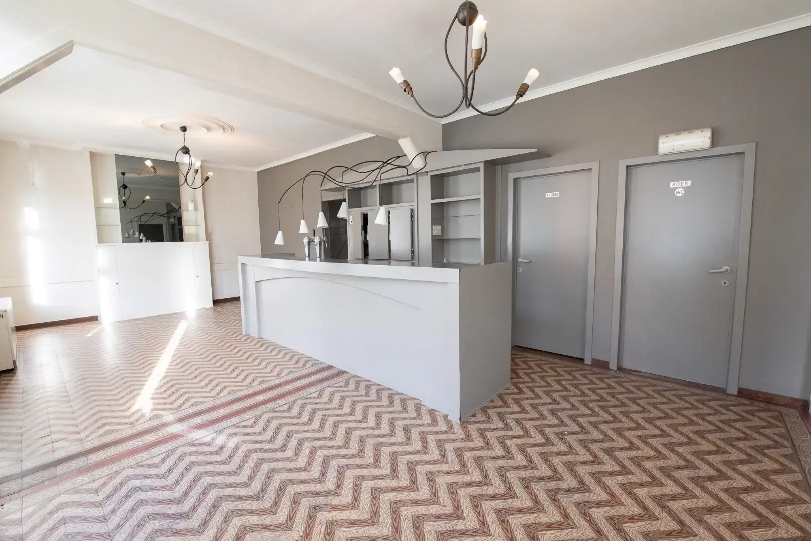 Prachtige verkoop centrum Lozer. Tal van mogelijkheden! foto 6