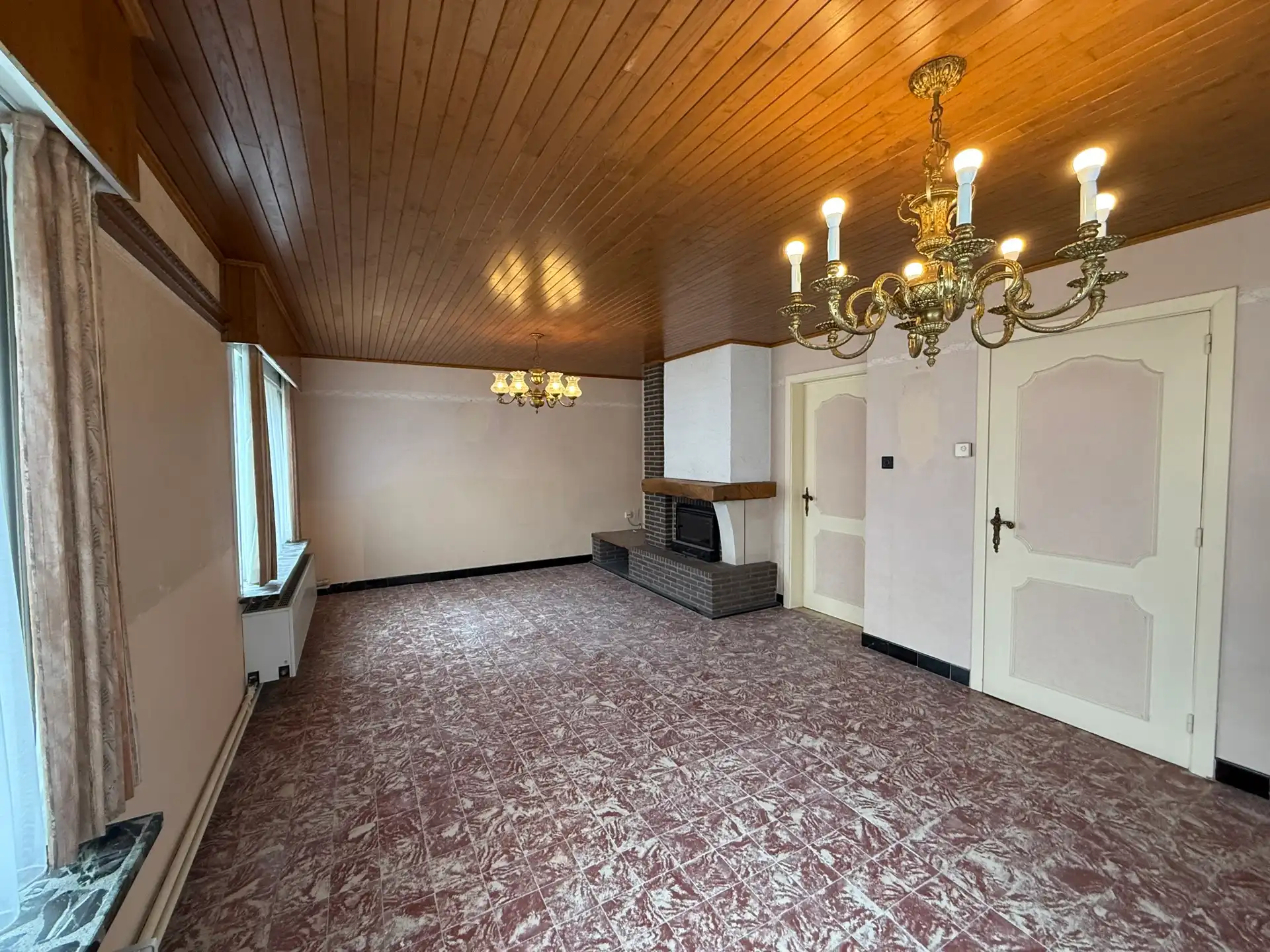 SCHELLEBELLE - OB in rustige wijk. foto 3