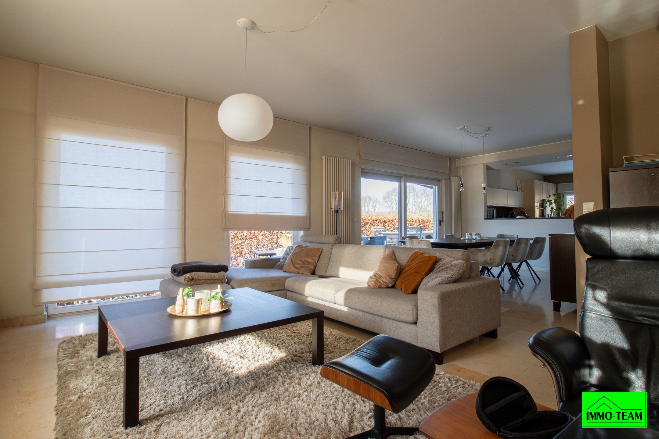 Instapklare villa met 3 slaapkamers, garage en ruime tuin  foto 3