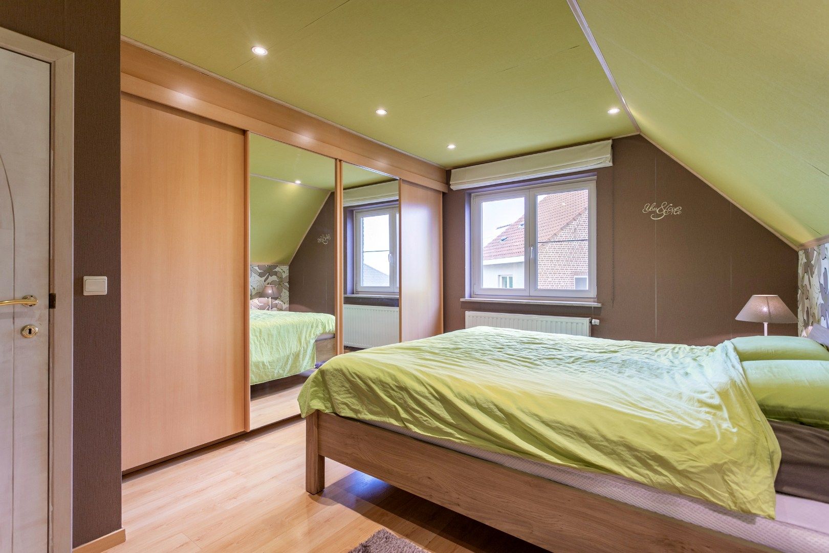Instapklare woning met 3 slpk, garage en tuin te Pajottegem foto 12