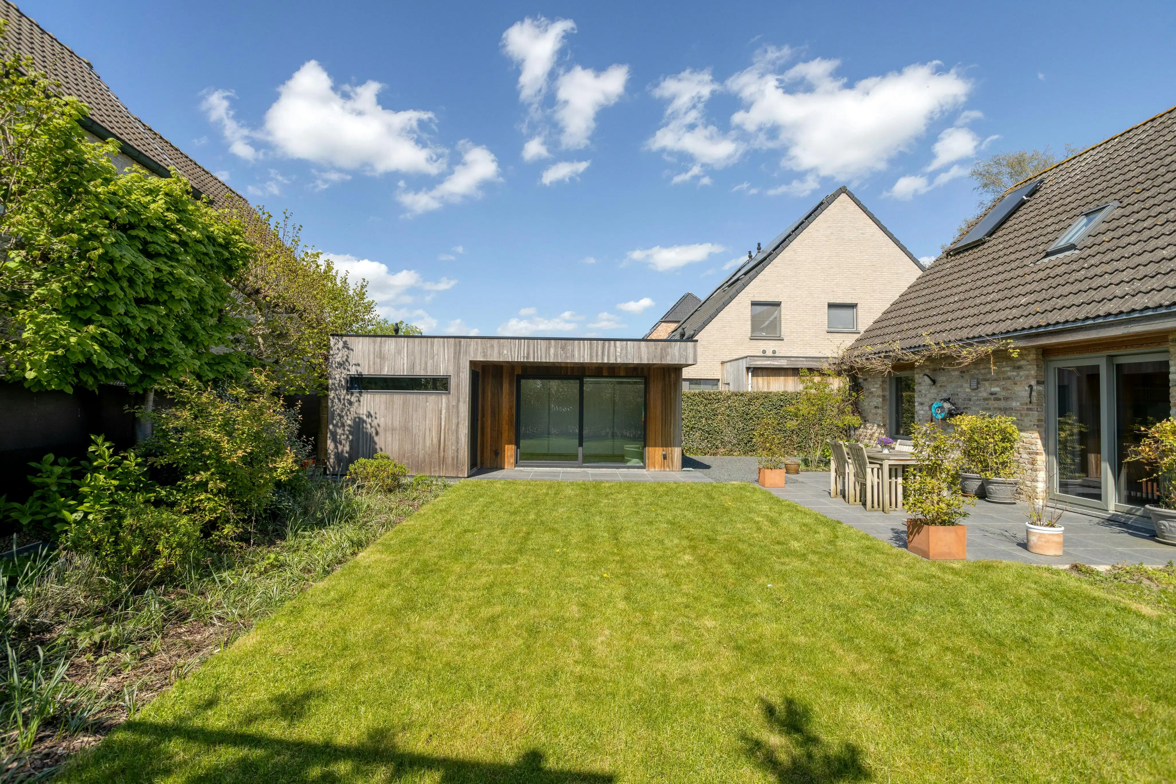 Vrijstaand huis met bijgebouw te koop in Sijsele (Damme) foto 3