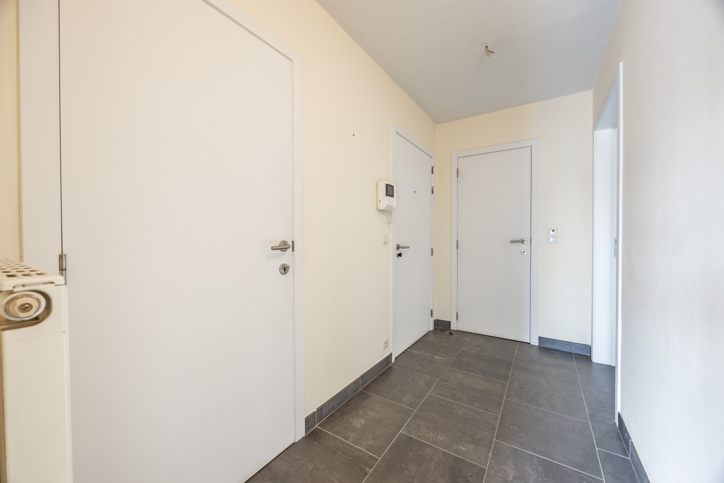 INSTAPKLAAR APPARTEMENT MET ZONNIG TERRAS foto 15