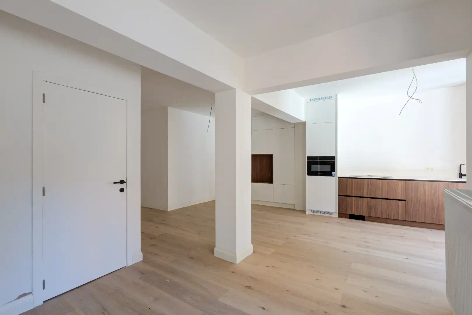 Gerenoveerd appartement op 1°verdieping in centrum Lier met 2 slaapkamers op 50 meter van de Grote Markt foto 3