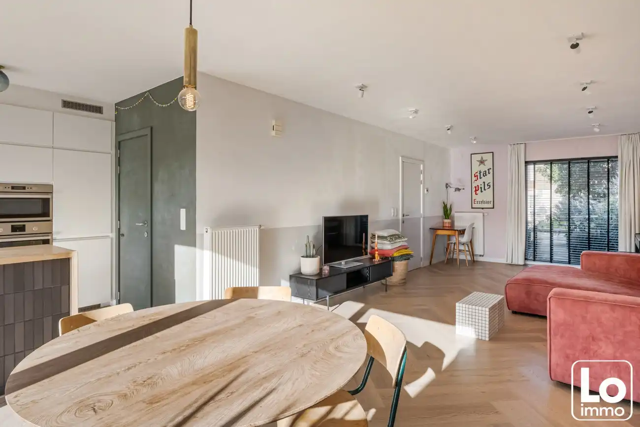 Recente gezinswoning met 3 slaapkamers en mooie zuidwest gerichte tuin foto 5