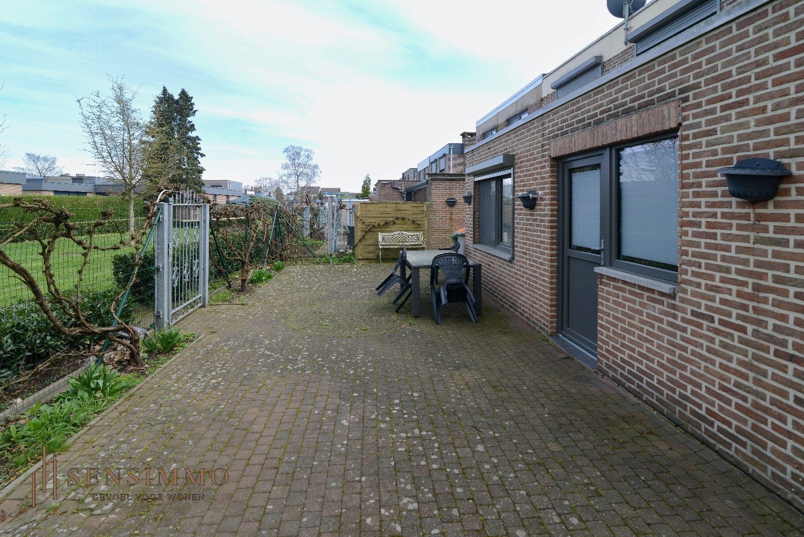 Gezellige woning met 3 slaapkamers en tuin foto 5