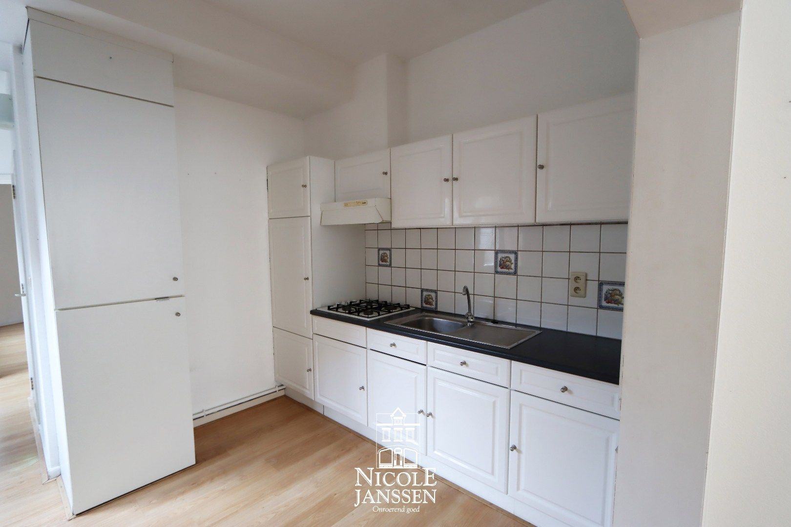 Gelijkvloers appartement met één slaapkamer foto 4