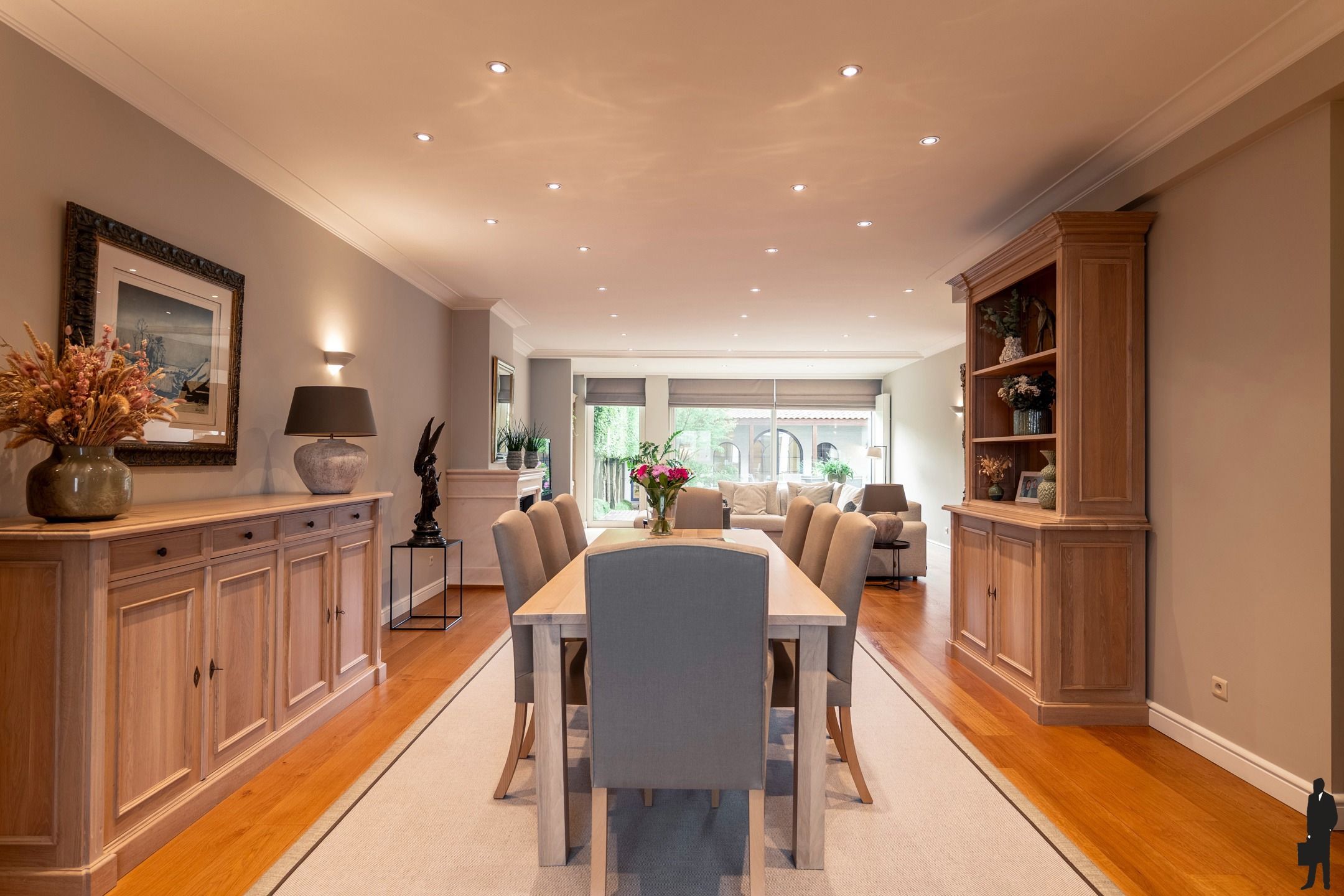 Stijlvol gelijkvloers appartement met binnenterras, tuin en binnenzwembad met wellness. foto 11