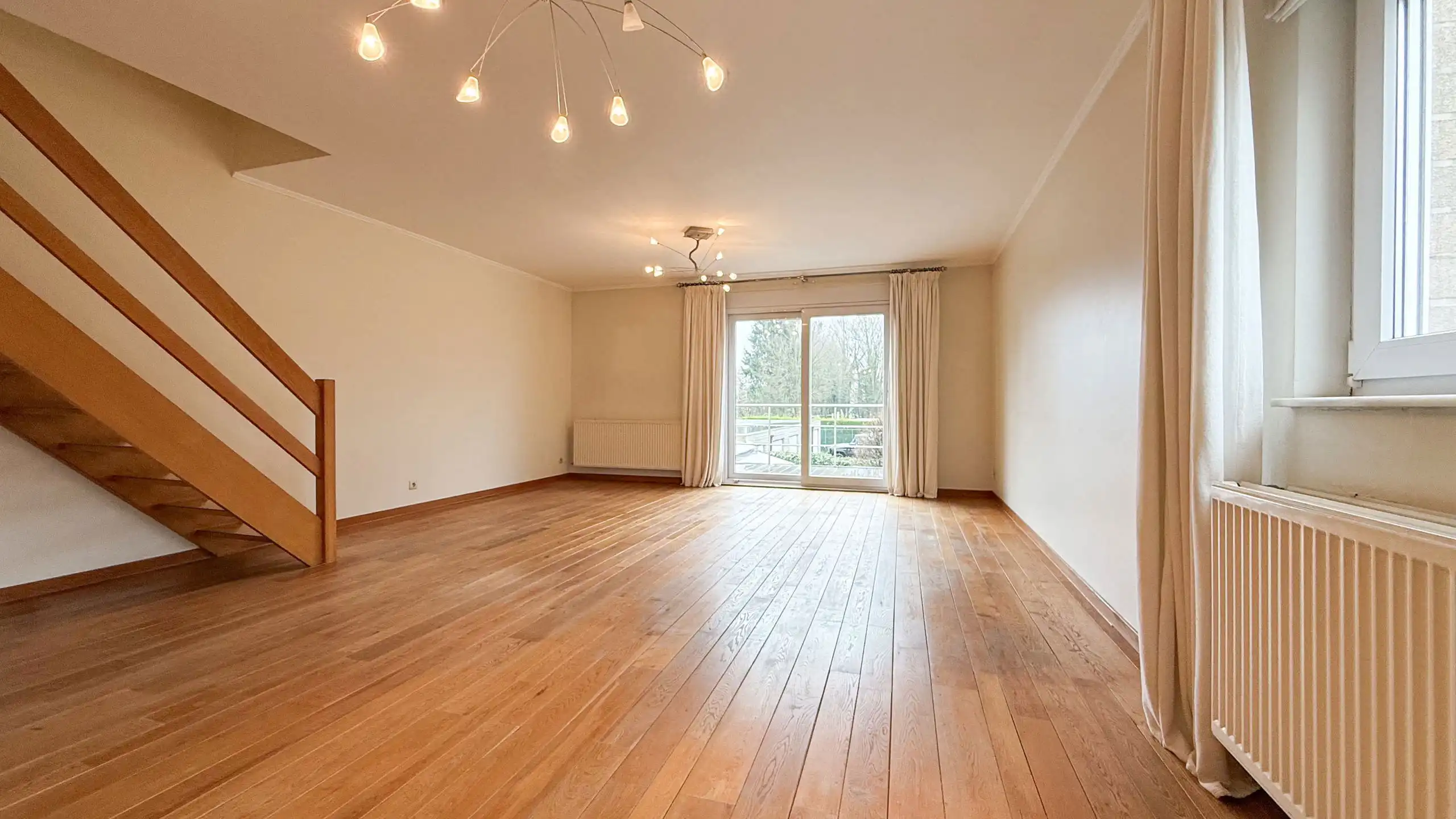 Gezellig duplex appartement met terras en garagebox in HZ! foto 6