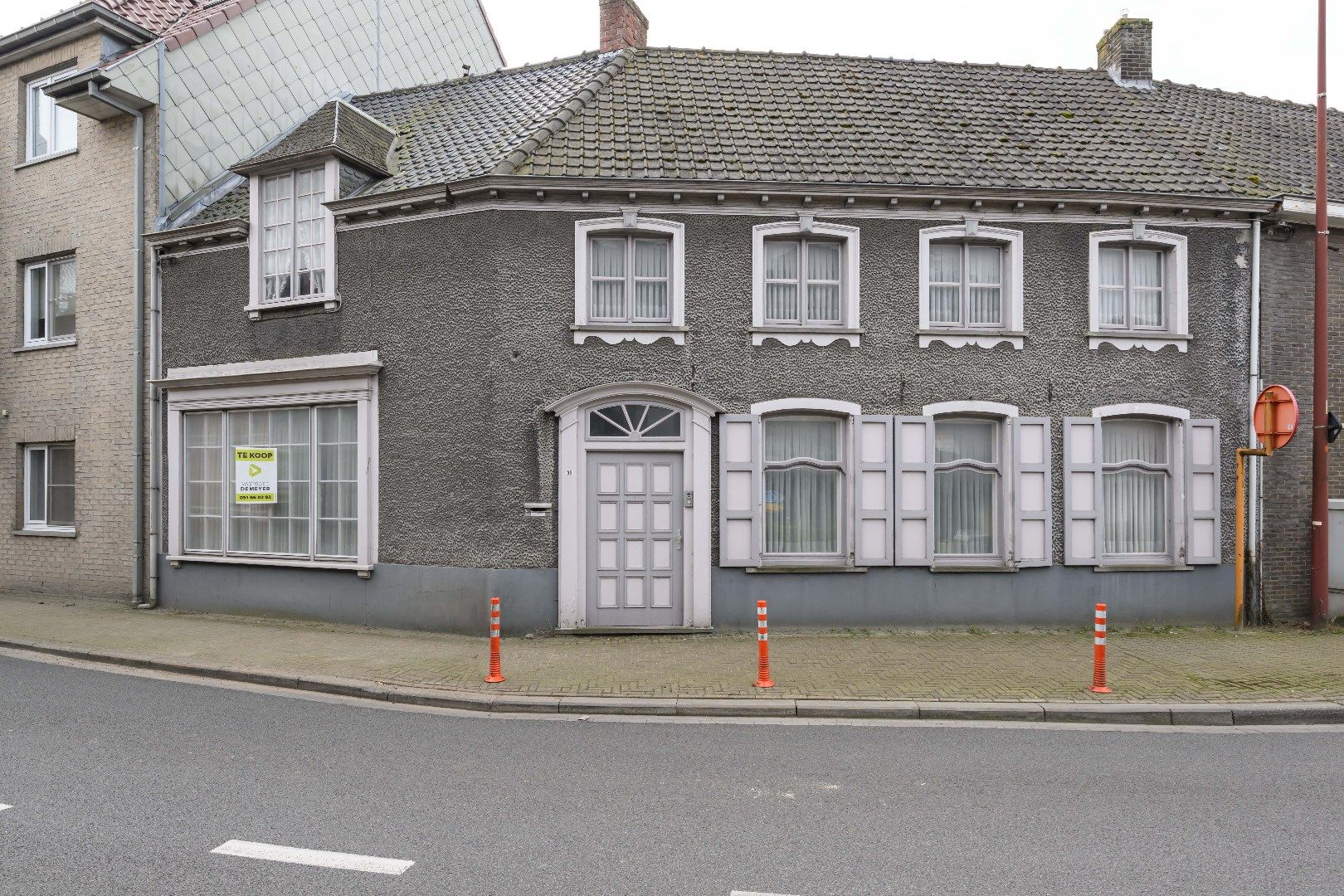 AARTRIJKE : KARAKTERVOLLE GEZINSWONING MET TUIN EN GARAGE  foto 1