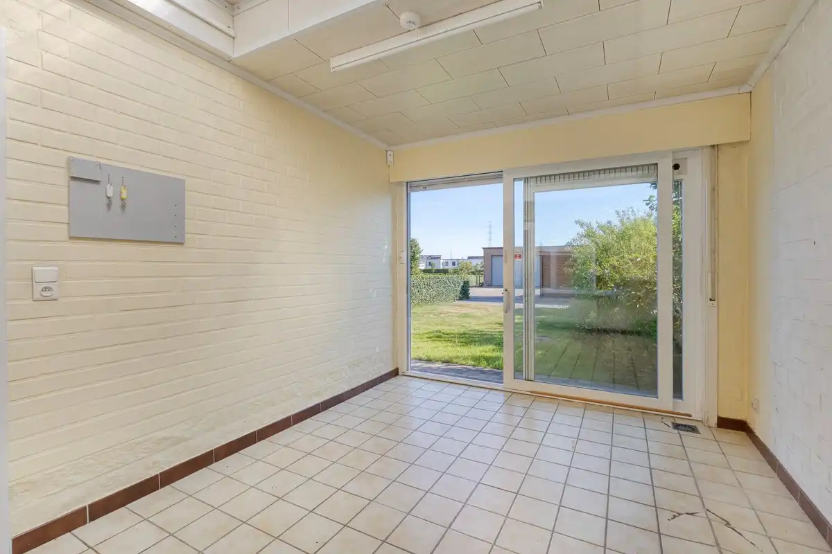 Gelijkvloers appartement met 2 slaapkamers, terras en tuin foto 18