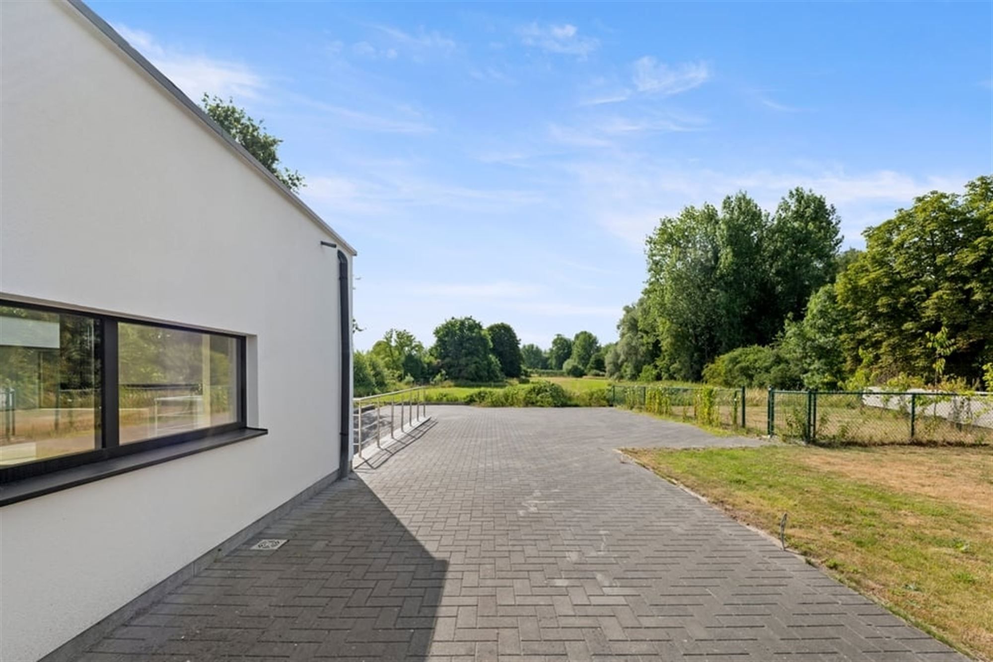 OPEN BEBOUWING MET KANTOOR EN ADEMBENEMEND ZICHT IN HASSELT  foto 53