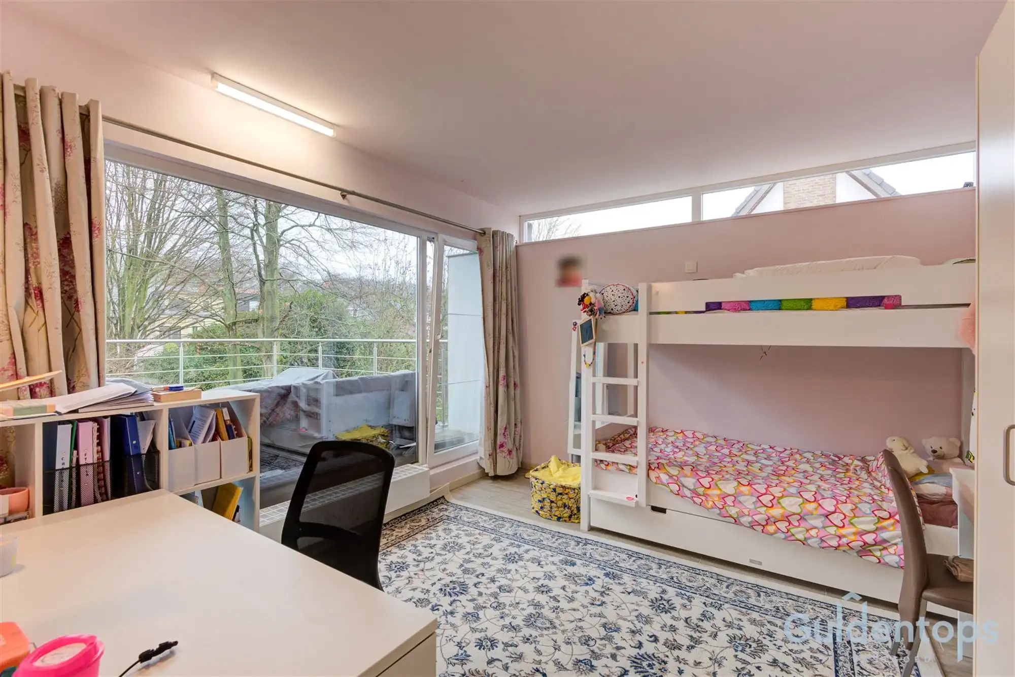 Knappe villa op exceptioneel perceel in gegeerde wijk foto 12