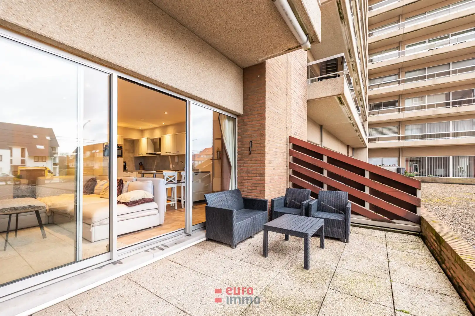 Hoofdfoto van de publicatie: Zuidgerichte studio met slaaphoek & extra groot terras!