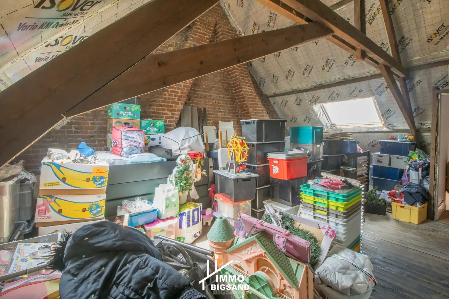 Halfopen woning met 4 slaapkamers, zijwaartse diepe oprit met garage en ruime tuin op 385 m² te Gullegem foto 18