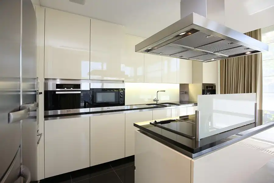 LUXUEUS AFGEWERKT, RIANT PENTHOUSE MET UITSTRALING EN ROYAAL ZONOVERGOTEN TERRAS van 167 m² foto 9