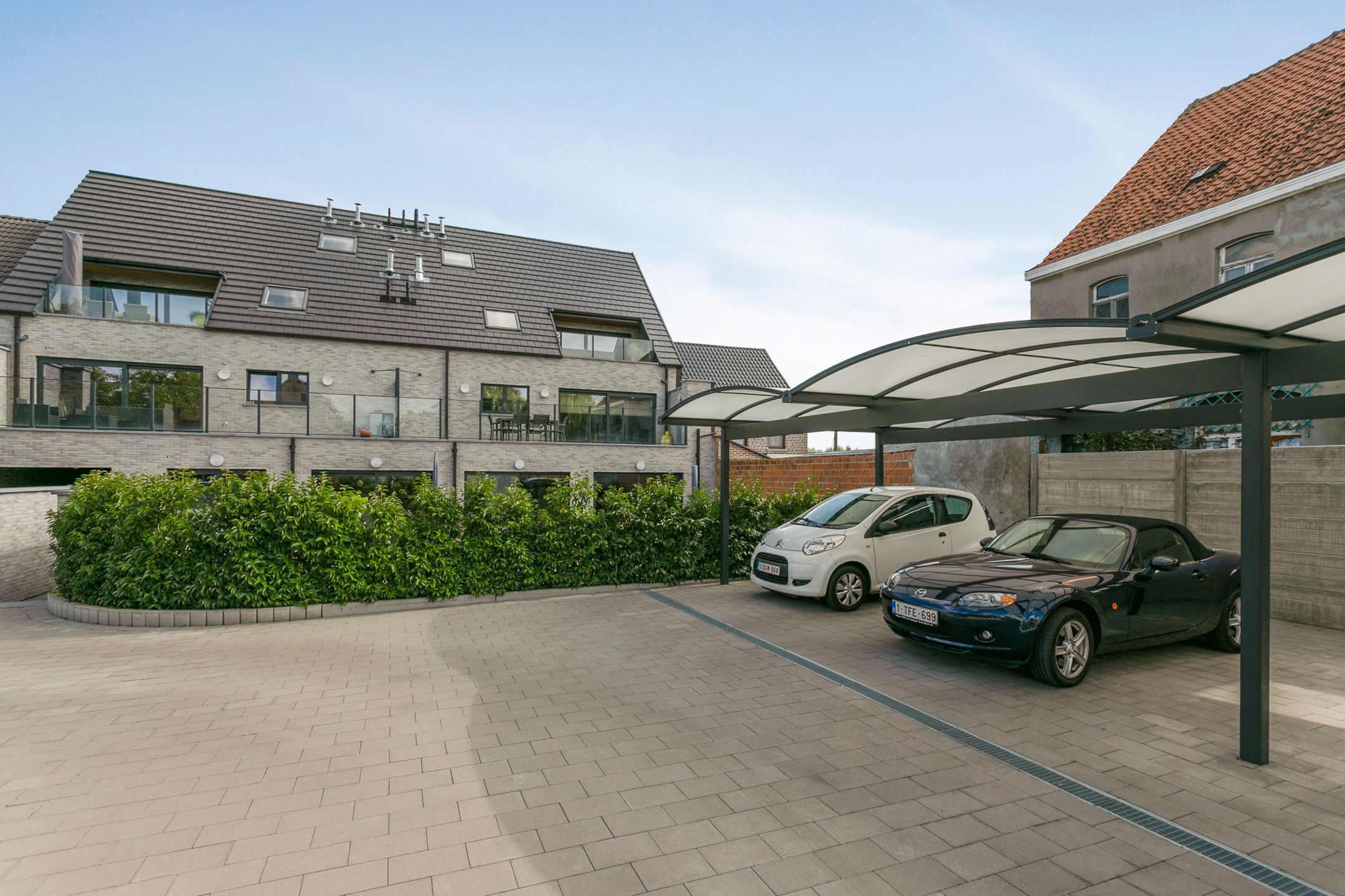 KERKSKEN -  Zeer ruim en luxueus gelijkvloers appartement foto 28