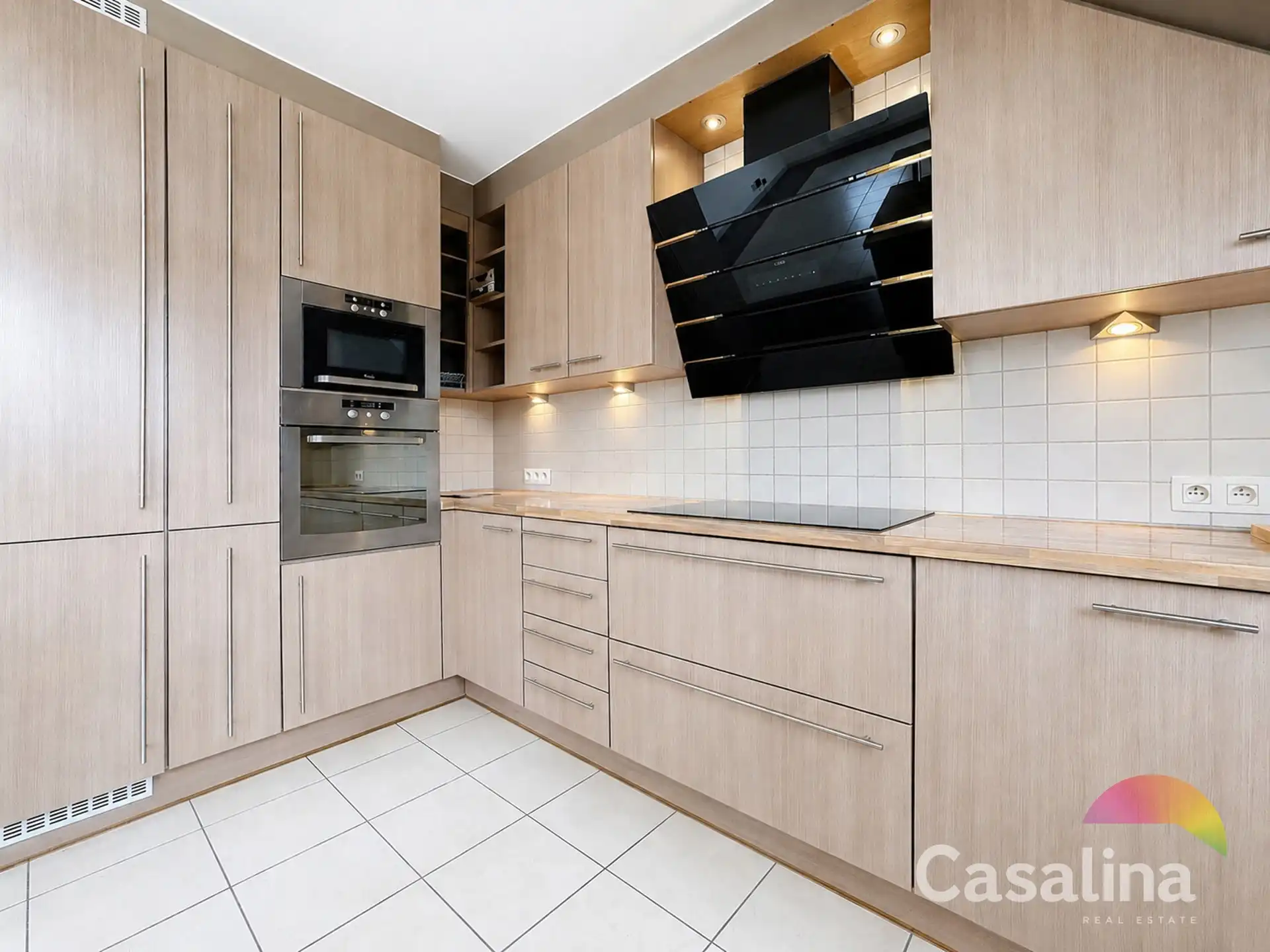 Zuidgericht appartement met 2 slaapkamers, terras en 2 Park. foto 4