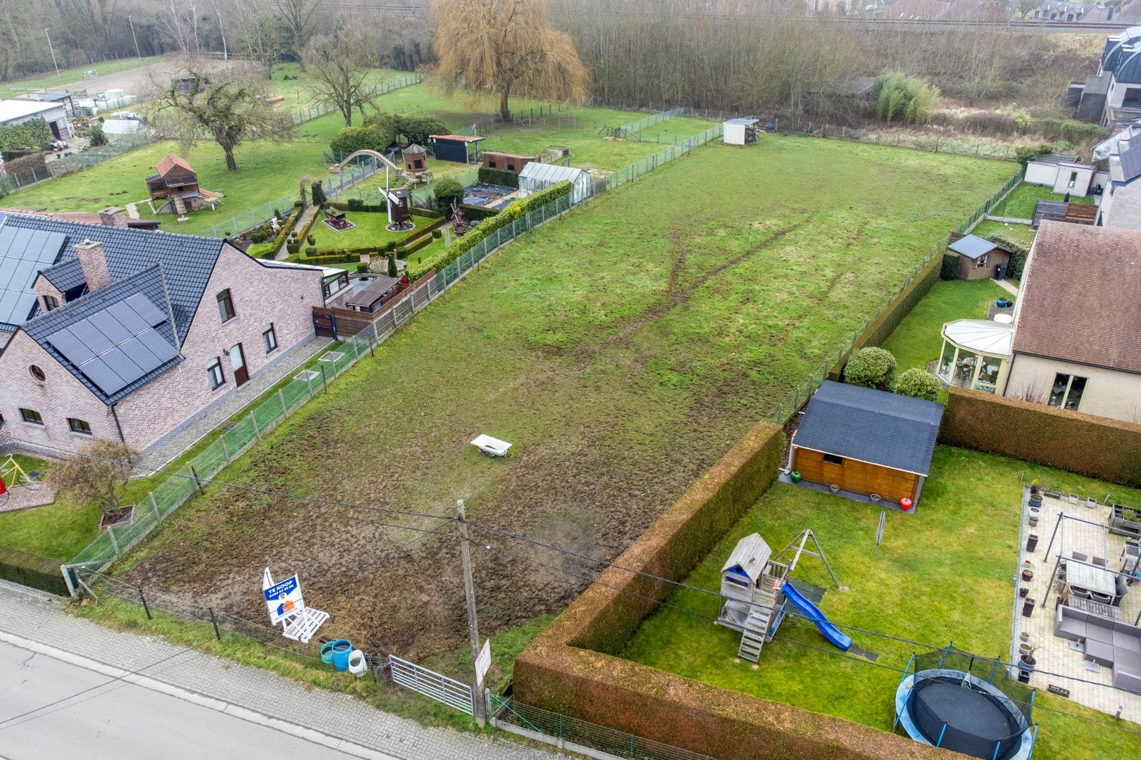 Ruime bouwgrond van 2184 m² in een rustige omgeving te Nieuwerkerken foto 5