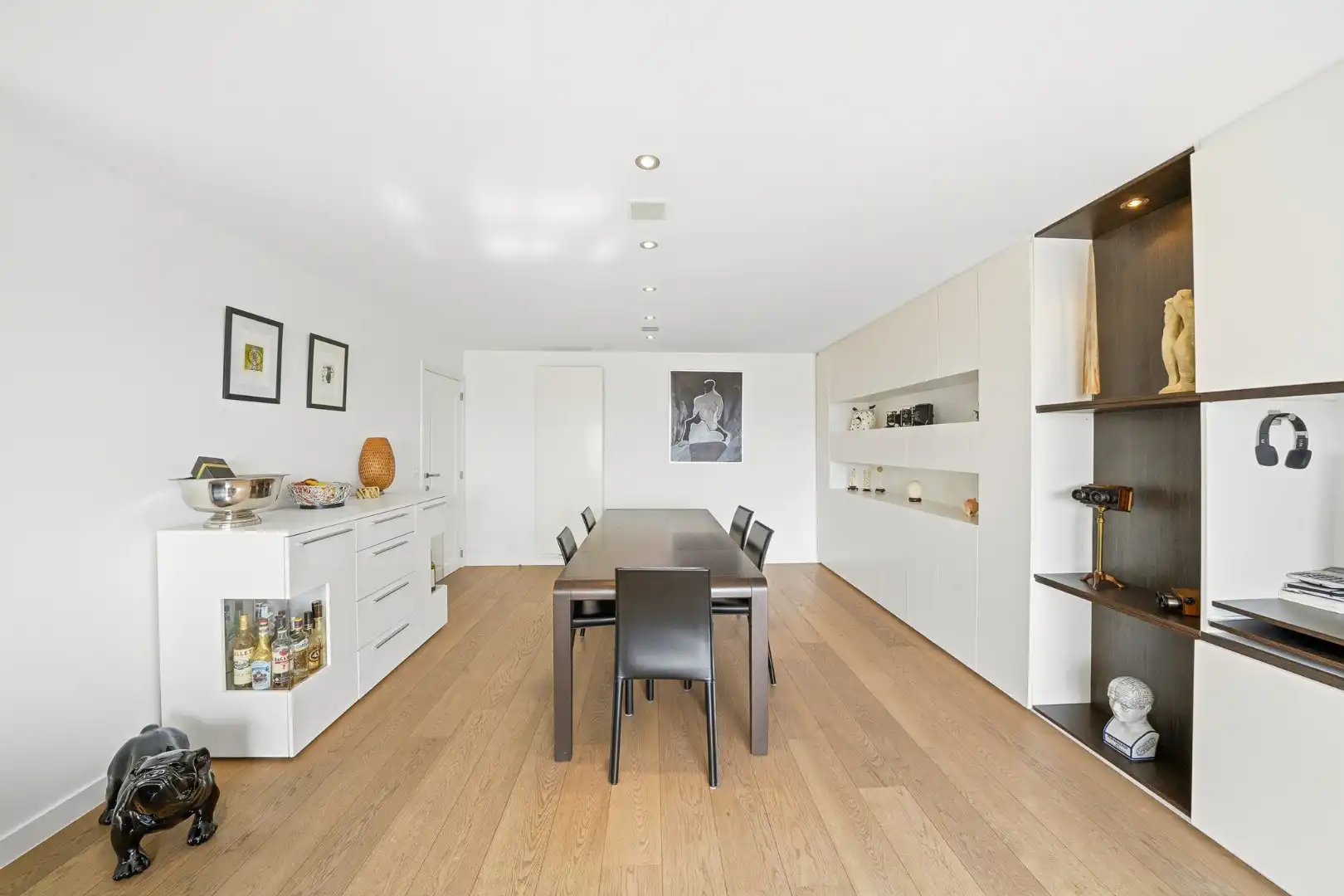 Ruim appartement met 3 slaapkamers, 2 terrassen, garage en staanplaats in Oostende foto 7