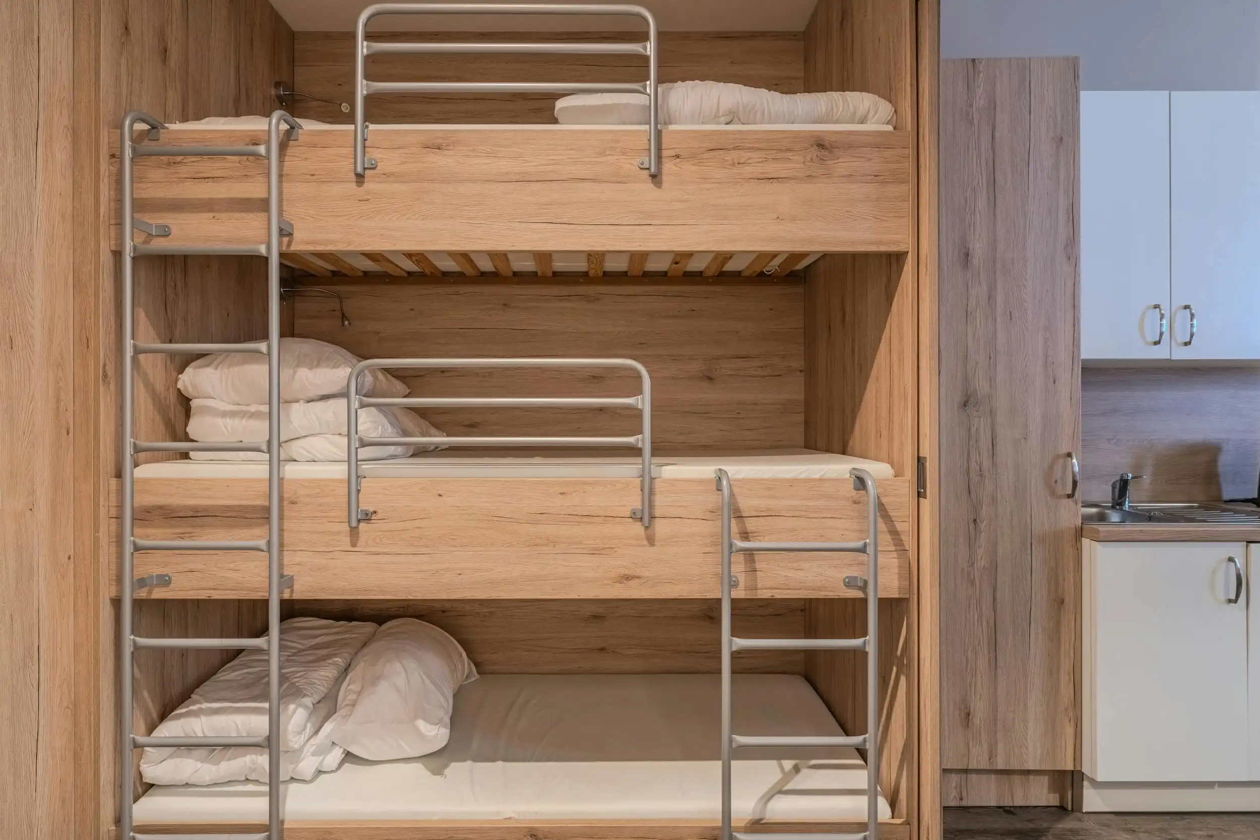 Instapklare studio te koop op een rustig domein te Westende! foto 14