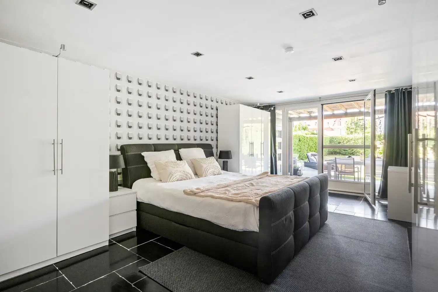 Woning met 4 slpkrs en gezellige tuin te Lier foto 3