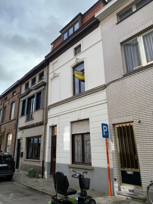 Charmante woning met tuin en 3 slaapkamers in Ledeberg foto 2