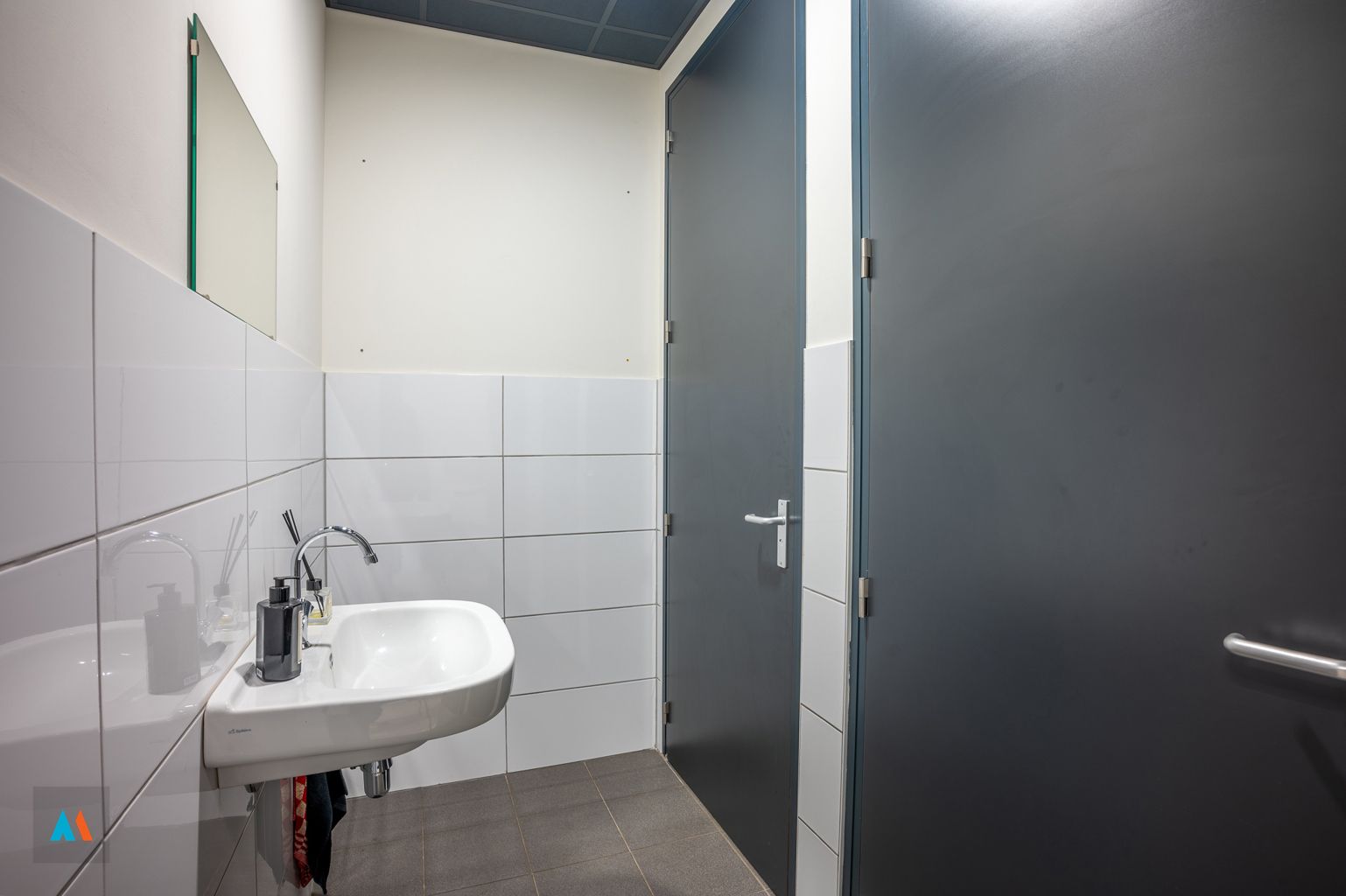 Moderne en energiezuinige KMO-unit in Hoogstraten foto 9