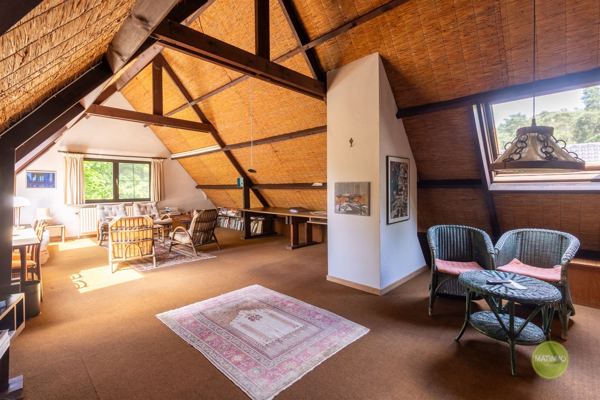 Karaktervolle villa in groene oase in Europese wijk te Mol foto 14