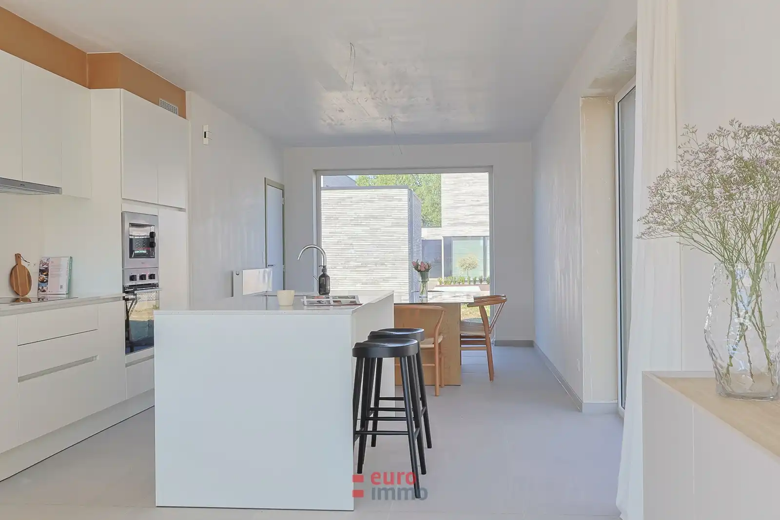 Luxueuze nieuwbouwwoning op centrale locatie in Torhout! foto 14