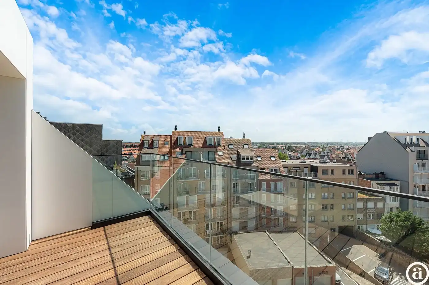 Nieuwbouw duplexappartement met prachtig zijdelings zeezicht foto 11