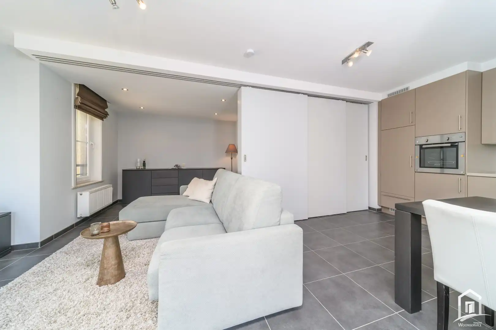 Lichtrijk appartement vlakbij de zeedijk van Knokke-Heist foto 6