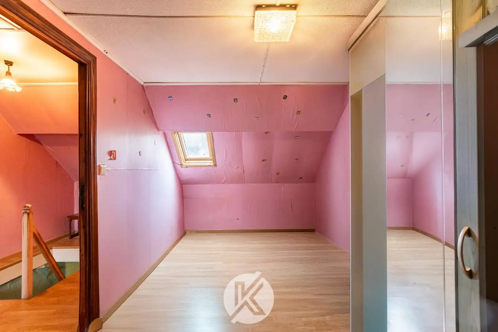 Te renoveren woning nabij de markt foto 15