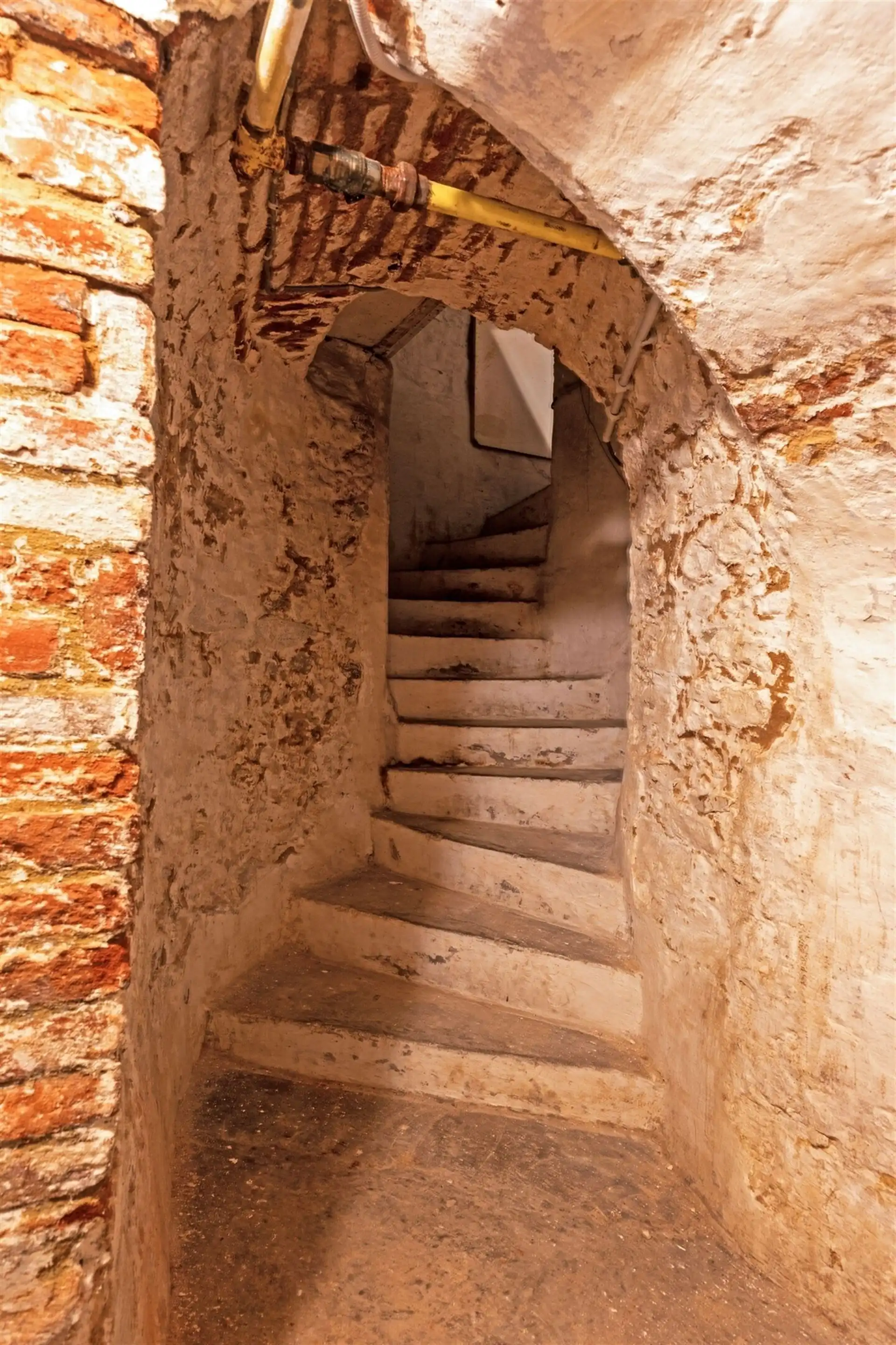 CENTRUM DWORP : karaktervol handelspand met woonst  foto 18