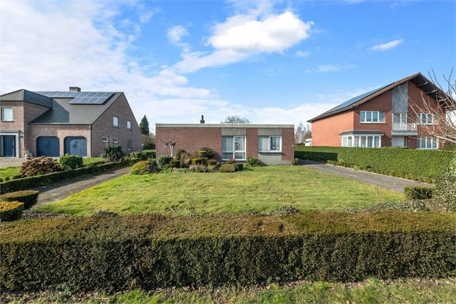 RUIM TE RENOVEREN GEZINSWONING OP EEN MOOI PERCEEL VAN 42A24CA IN ALKEN foto 8
