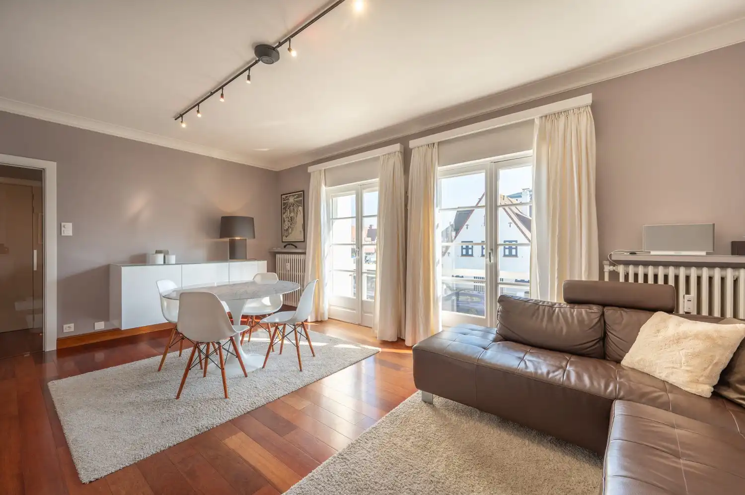 Charmant 2-slaapkamerappartement met zuidgericht terras op topligging in Duinbergen foto 5