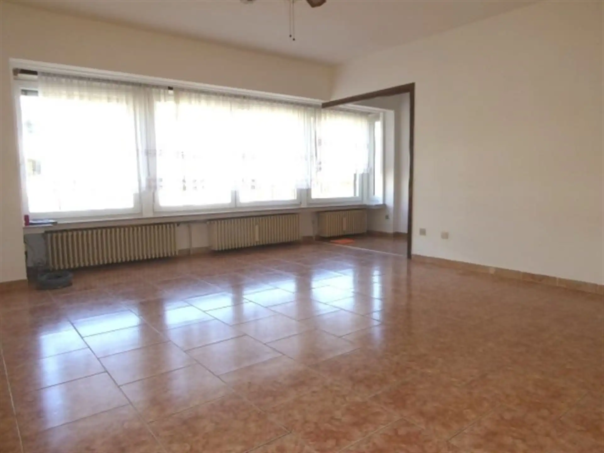 2 AANSLUITENDE SLAAPKAMERS /  foto {{pictureIndex}}