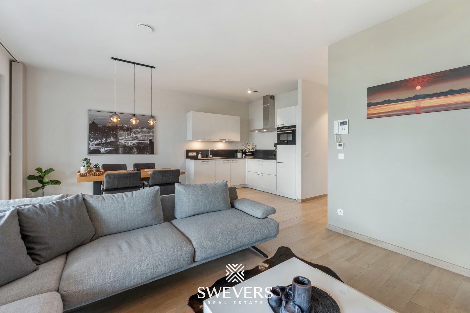 Luxueus, energiezuinig appartement met zonnig terras en privéparking op Quartier Bleu foto 3