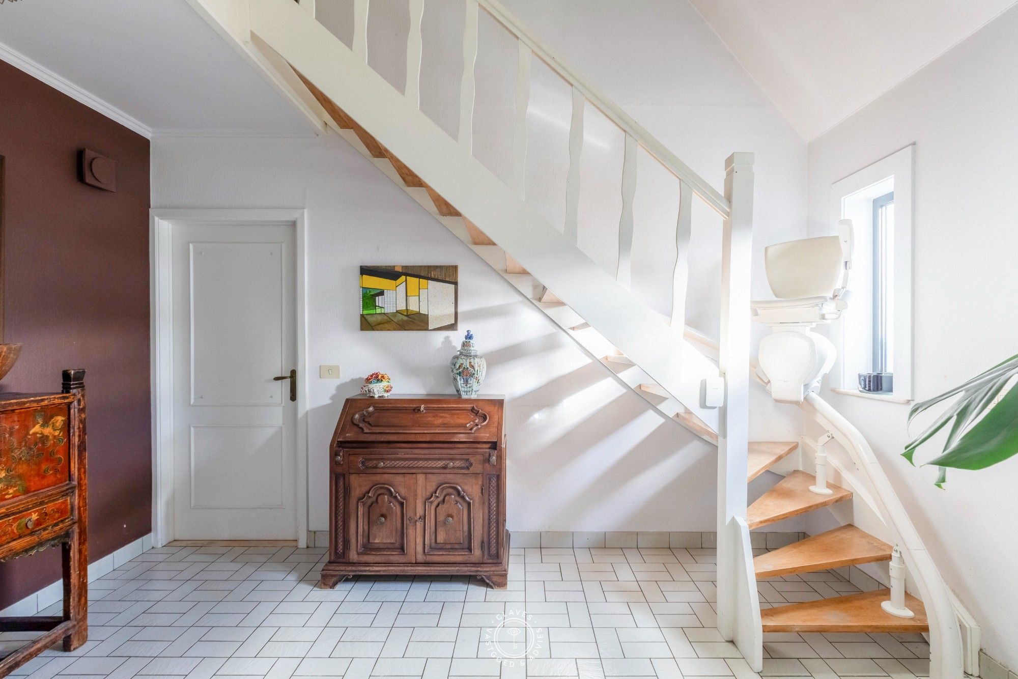 Open bebouwing omgeven door een prachtige tuin foto 13