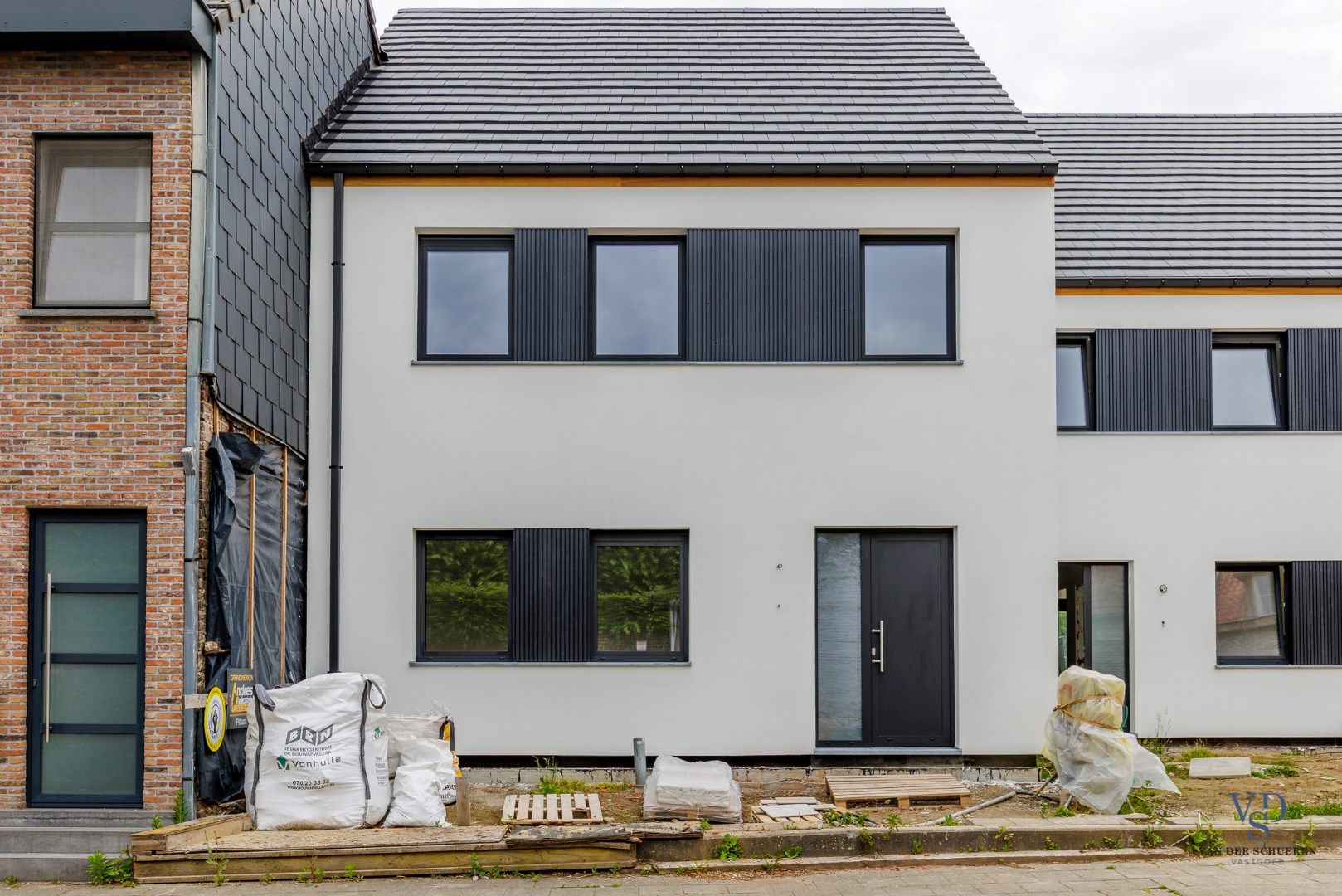 Nieuwbouwwoning te Gavere  foto {{pictureIndex}}